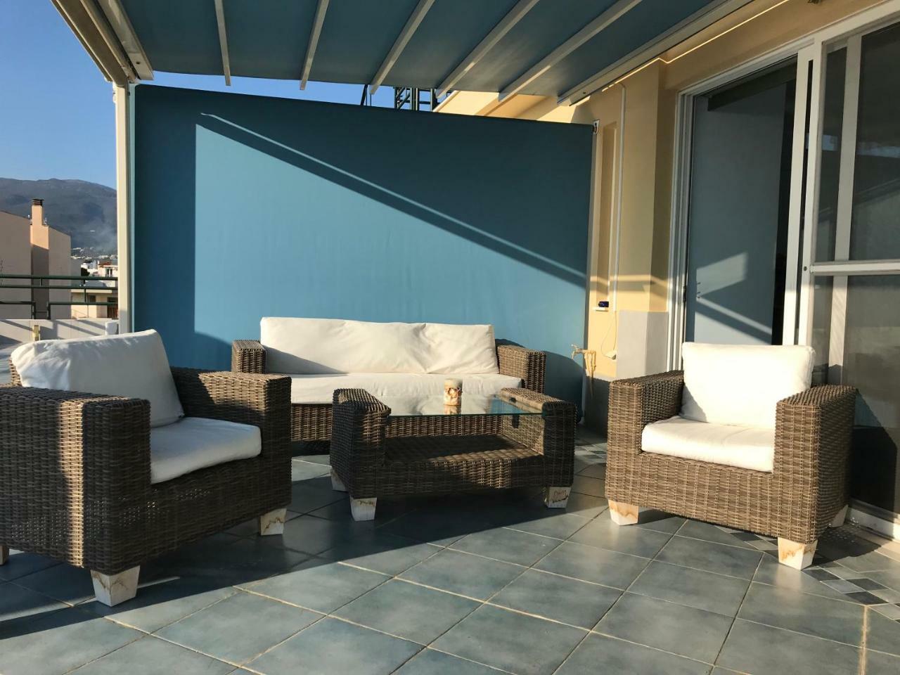 Apartamento Tg Kalamata Beach Studio With Sea View Terrace Exterior foto