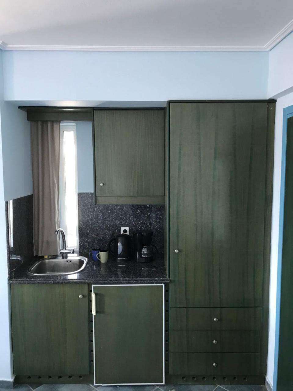 Apartamento Tg Kalamata Beach Studio With Sea View Terrace Exterior foto
