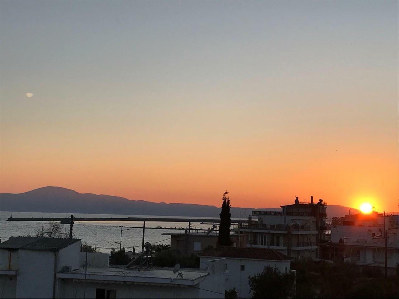 Apartamento Tg Kalamata Beach Studio With Sea View Terrace Exterior foto